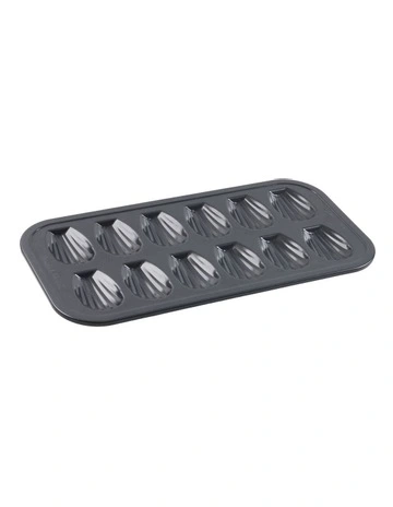 Ultimate Non-Stick 12 Cup Madeleine Pan 44.5x22.7cm in Black