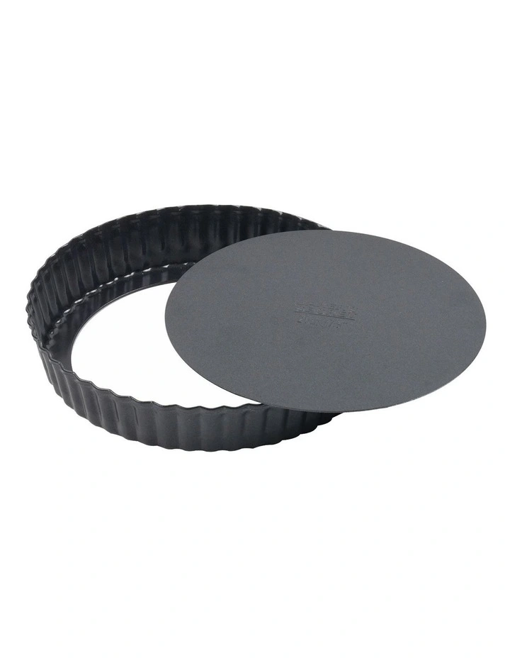 Ultimate Non-Stick Loose Base Round Tart/Quiche Pan 20cm in Black image 3