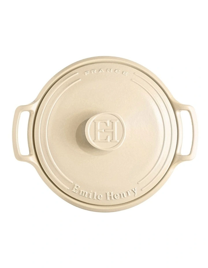 Sublime Round Casserole 5L in Sable image 2