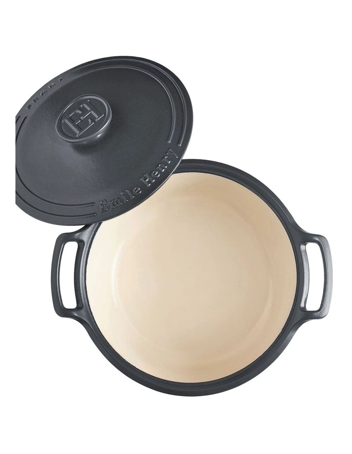 Sublime Round Casserole 5L in Graphite image 3