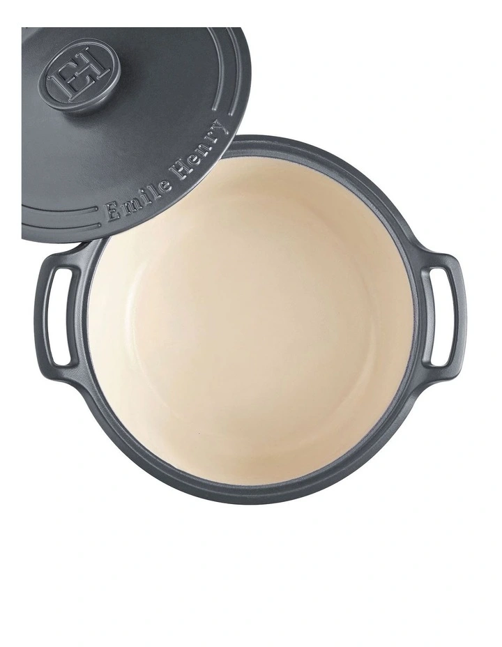 Sublime Round Casserole 6L in Graphite image 3