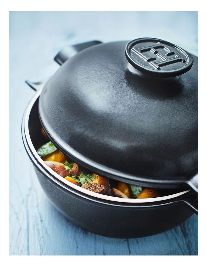 Delight Small Casserole 2L in Graphite image 4