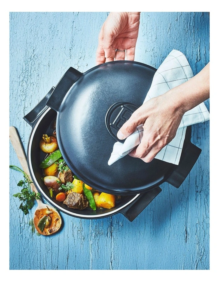 Delight Brais 2.5L in Graphite image 7