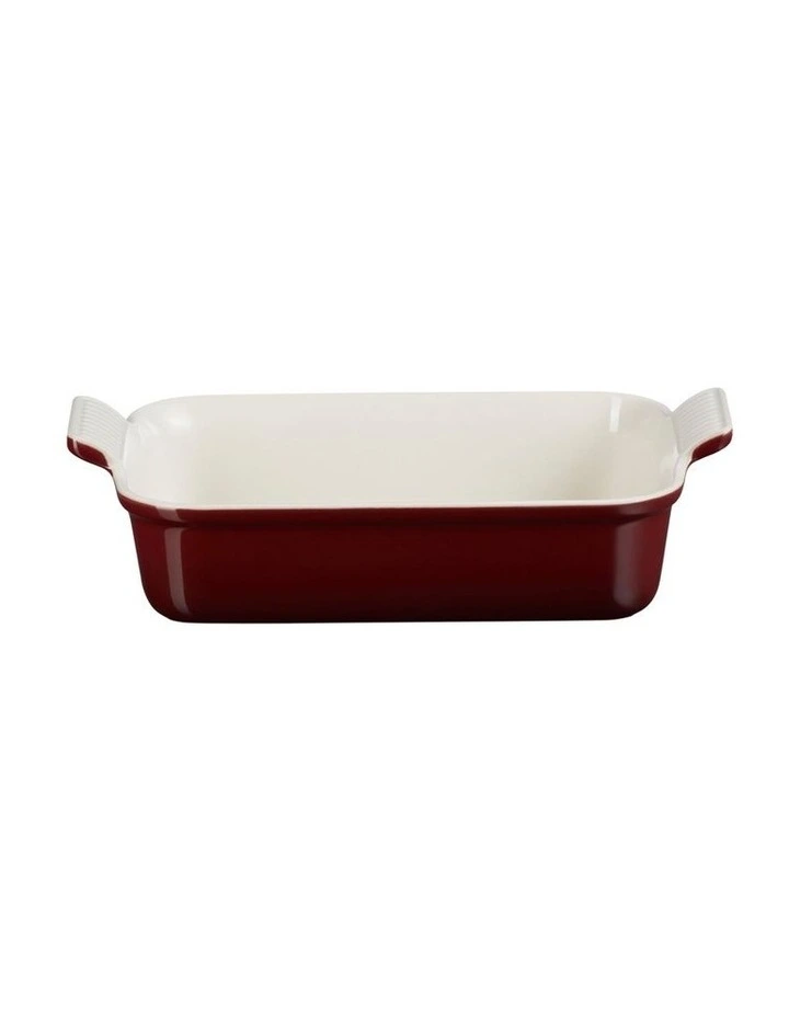 Heritage Rectangular Dish 26cm in Garnet image 3