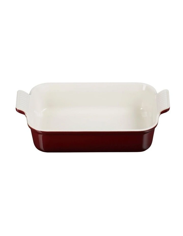 Heritage Rectangular Dish 26cm in Garnet image 4