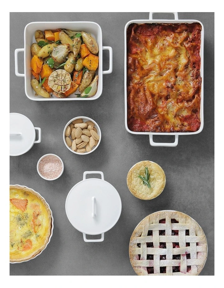 Deep Quiche Dish 25x5cm in White image 3
