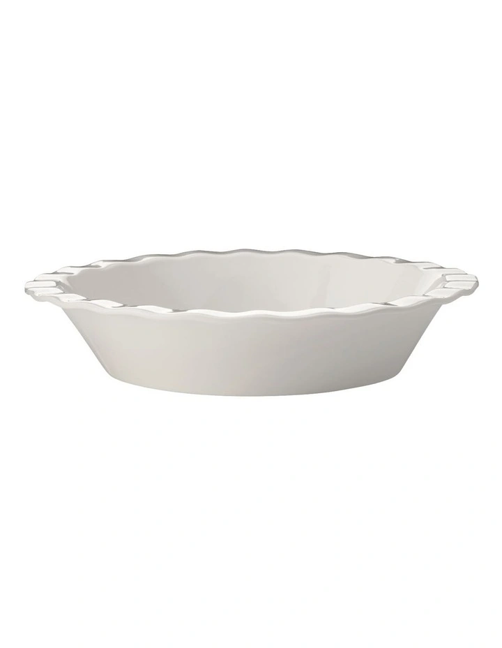 Fluted Pie Dish in White image 1
