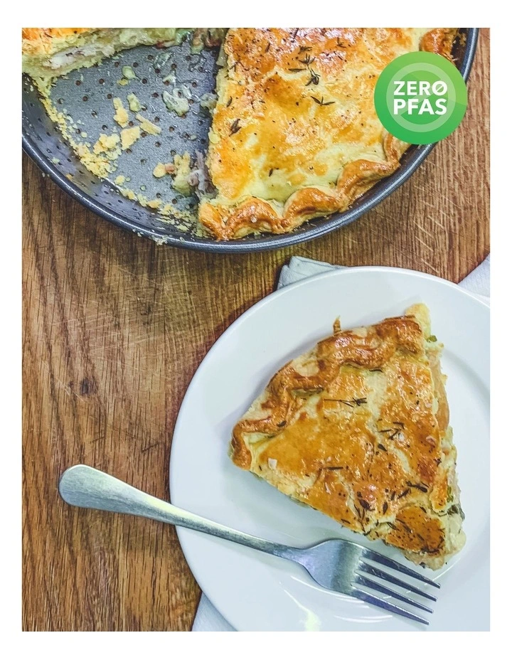 Crusty Bake Deep Pie/Tart Tin 24cm in Carbon image 5