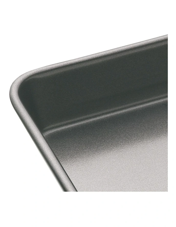 Heavy Base 23cm Square Bake Pan Carbon image 2