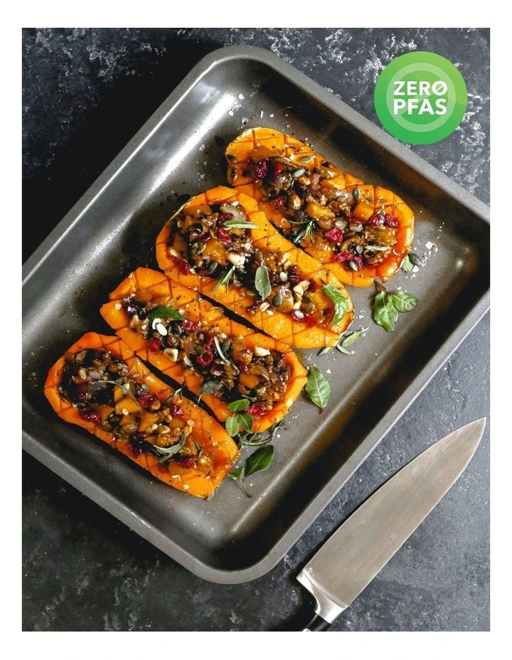 Heavy Base 39x28cm Large Deep Roasting Pan Carbon image 3