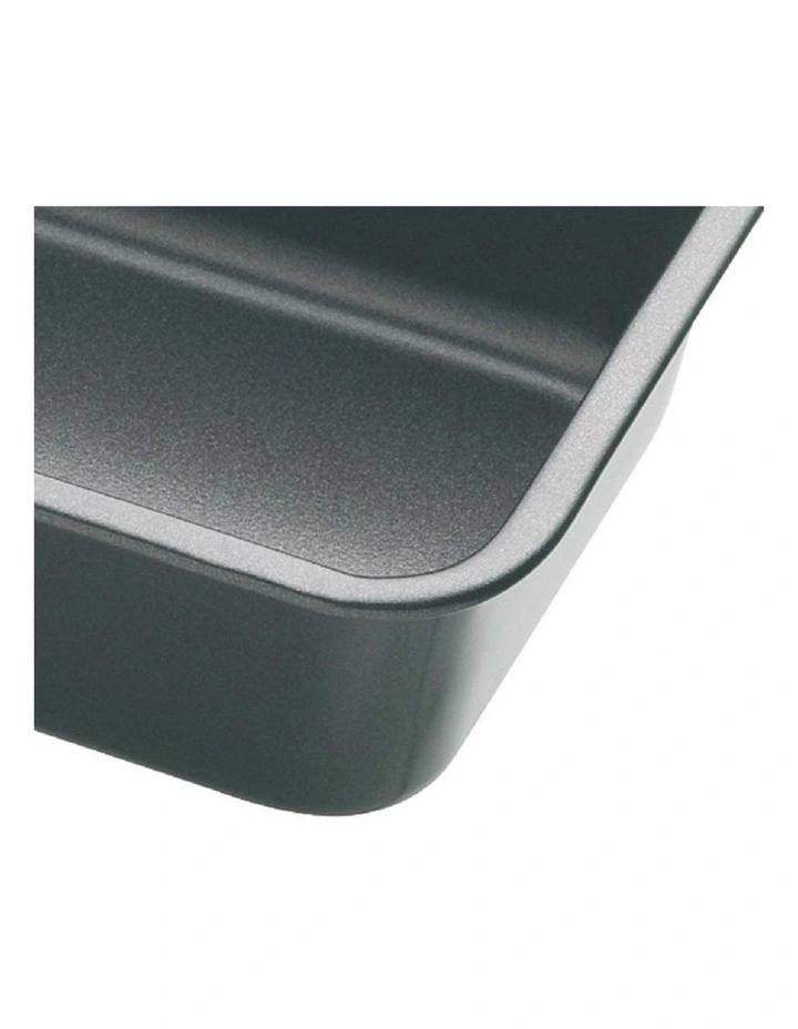 Heavy Base Large Loaf Tin 28x13cm in Carbon image 2