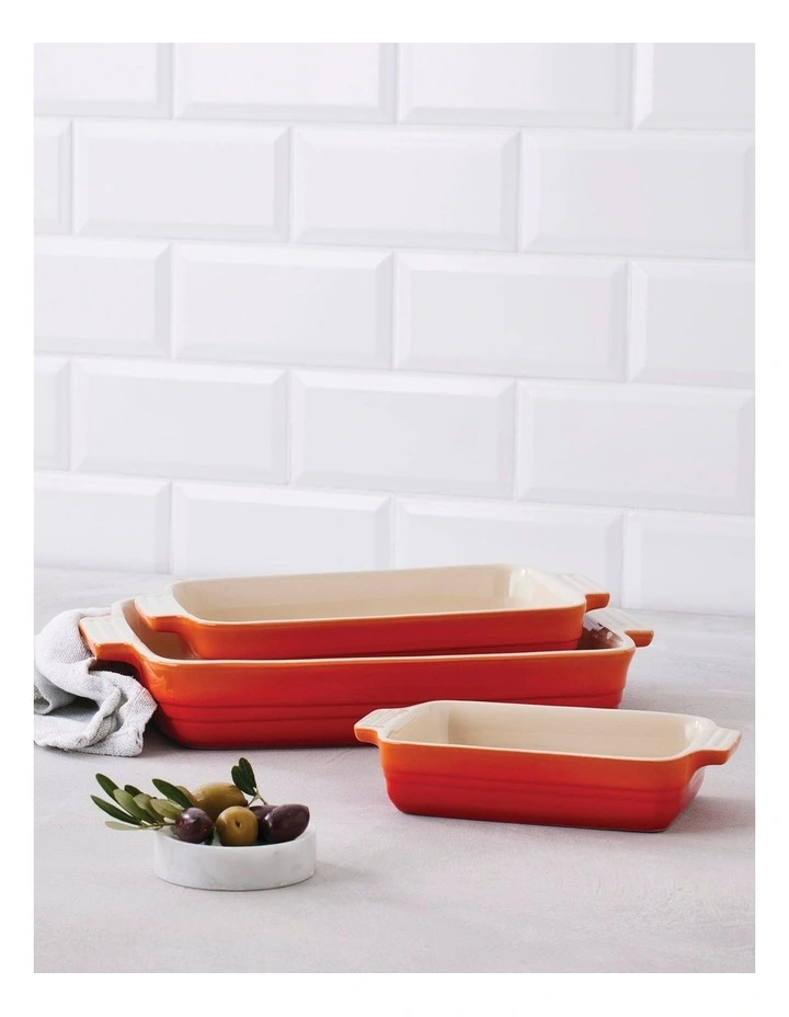 Classic Rectangular Dishes 18/25/32cm in Volcanic image 3