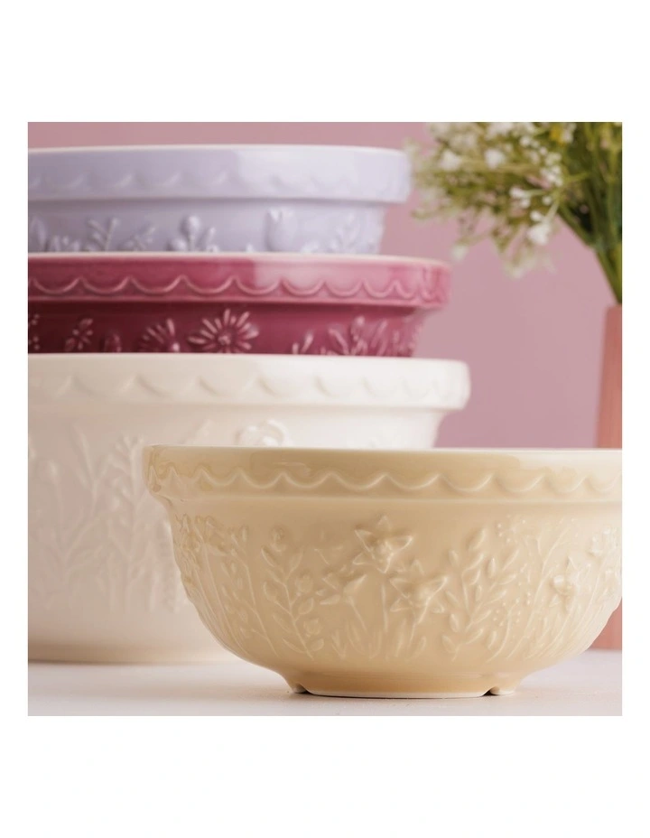 In The Meadow Daffodil Mixing Bowl 21cm/1.1 L in Yellow image 3