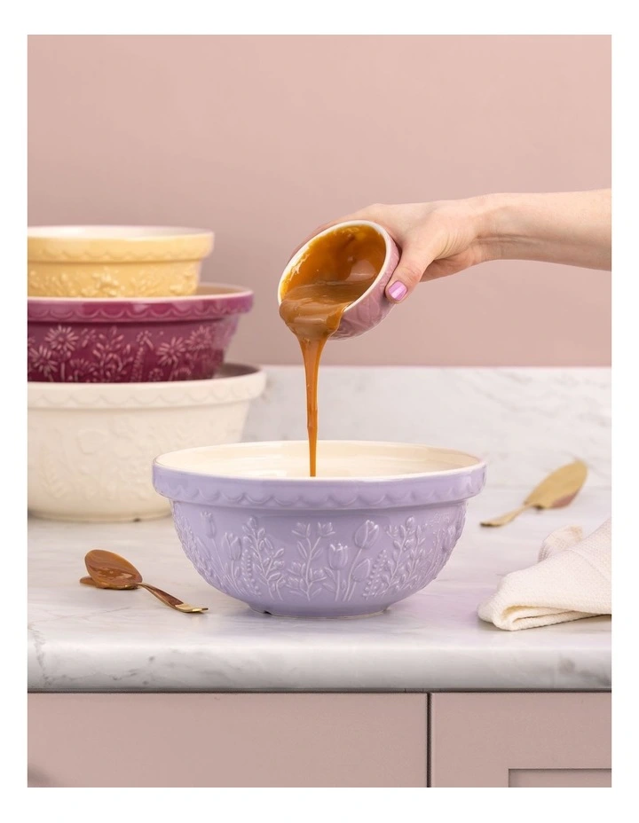 The Meadow Mixing Bowl 24cm/2L in Lilac image 7