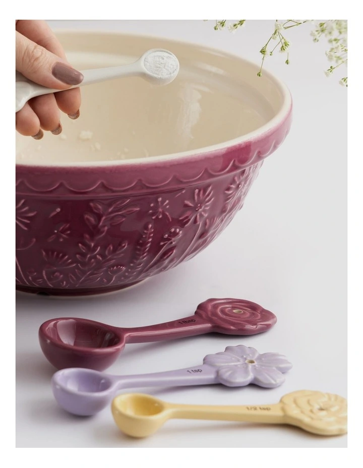 The Meadow Measuring Spoons Set of 4 in Multi image 3