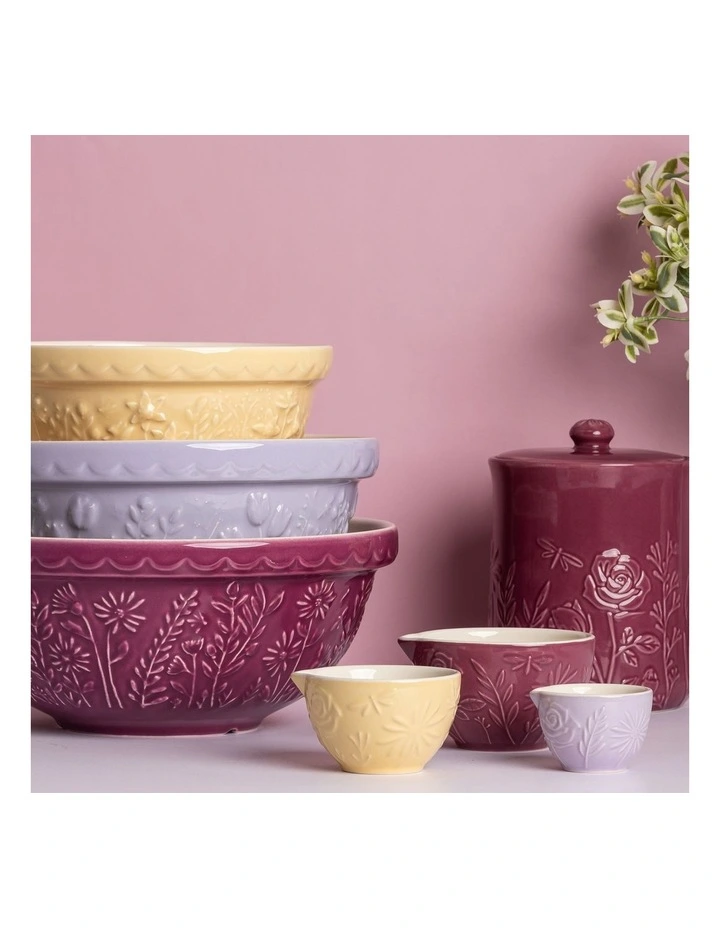 The Meadow Measuring Cups Set of 3 in Multi image 5