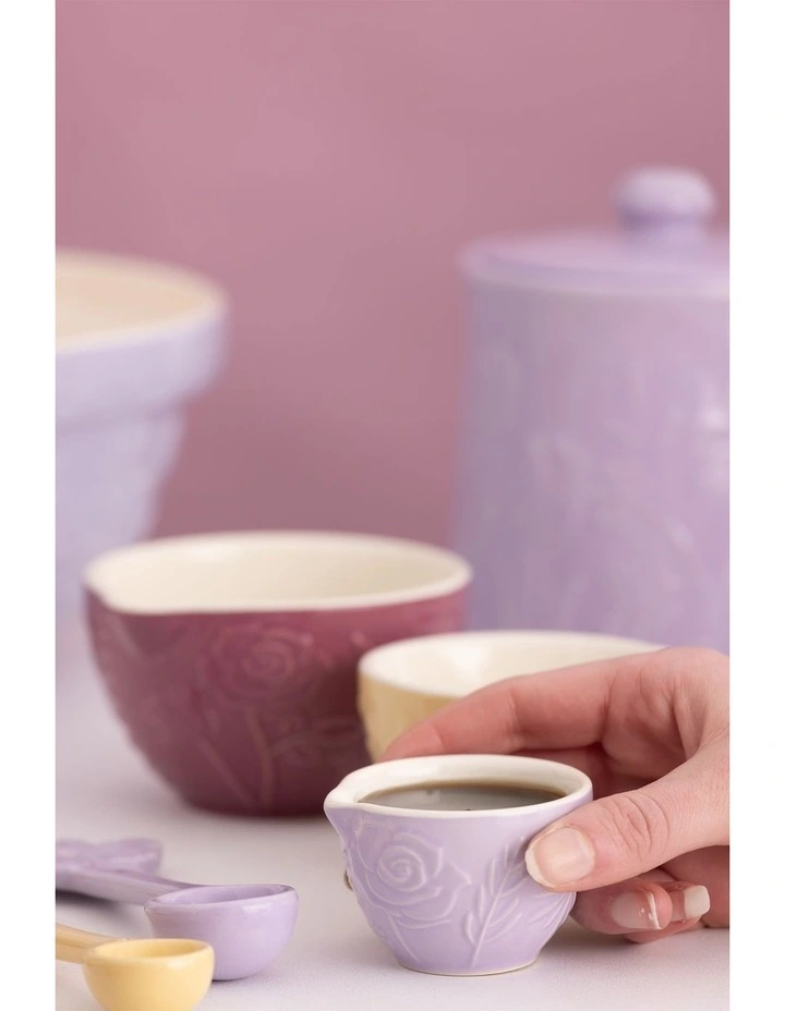 The Meadow Measuring Cups Set of 3 in Multi image 6