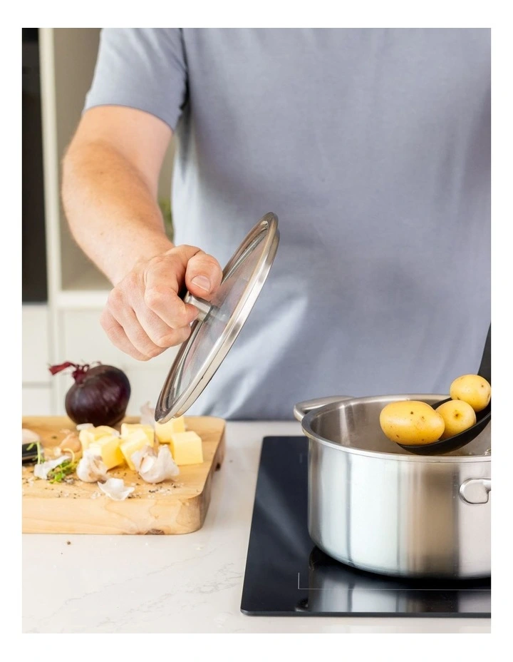 Slotted Spoon in Empire Red image 3