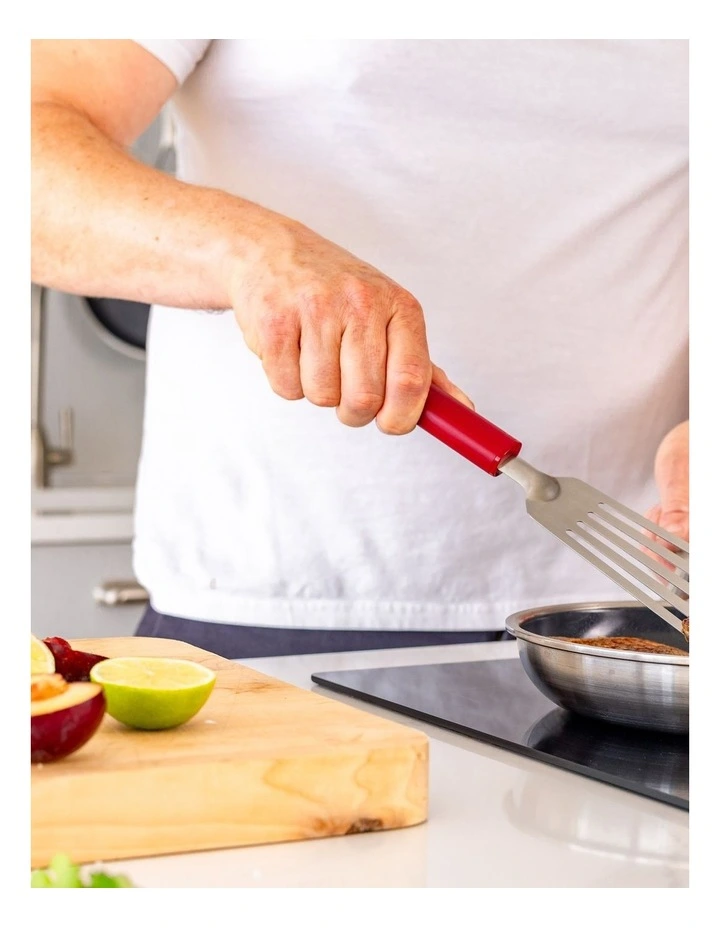 Flex Turner in Empire Red image 3