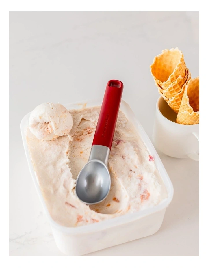 Ice Cream Scoop in Empire Red image 3
