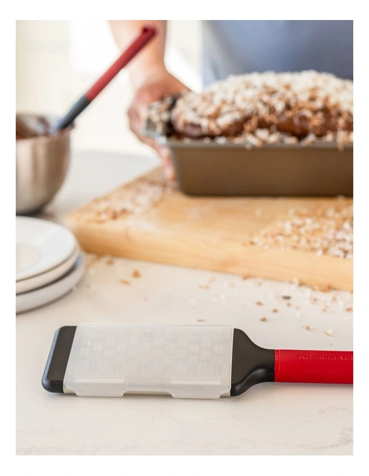 Medium Etched Grater in Empire Red image 3