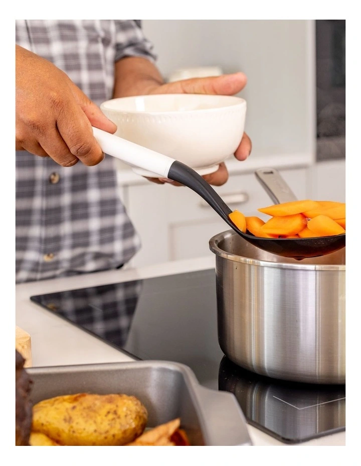 Slotted Spoon in Porcelain image 3