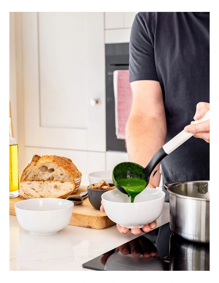 Ladle in Porcelain image 4