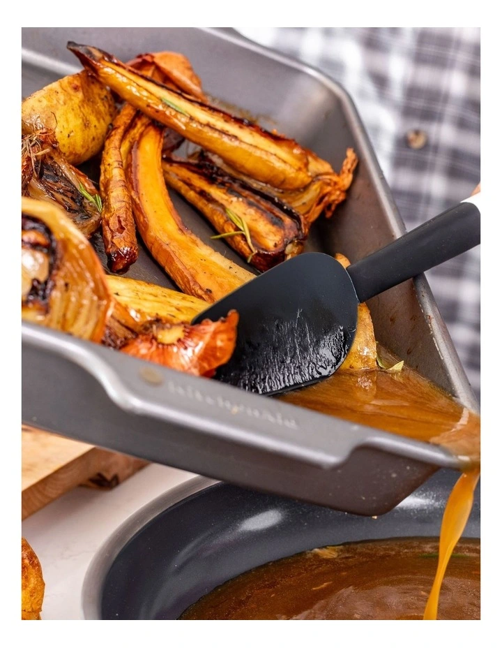 Spoon Spatula in Porcelain image 3