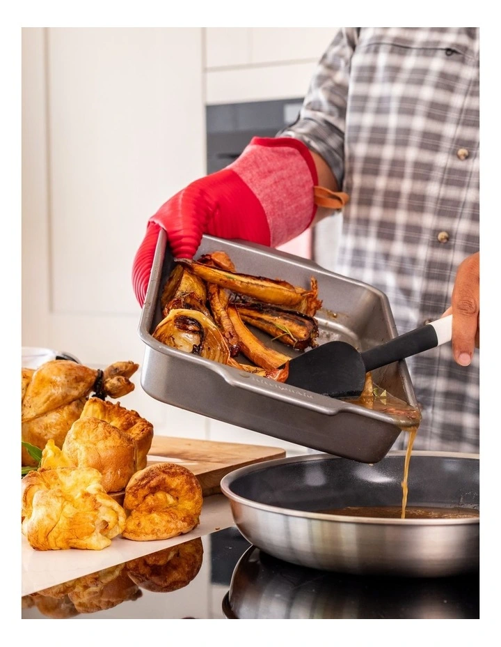 Spoon Spatula in Porcelain image 4
