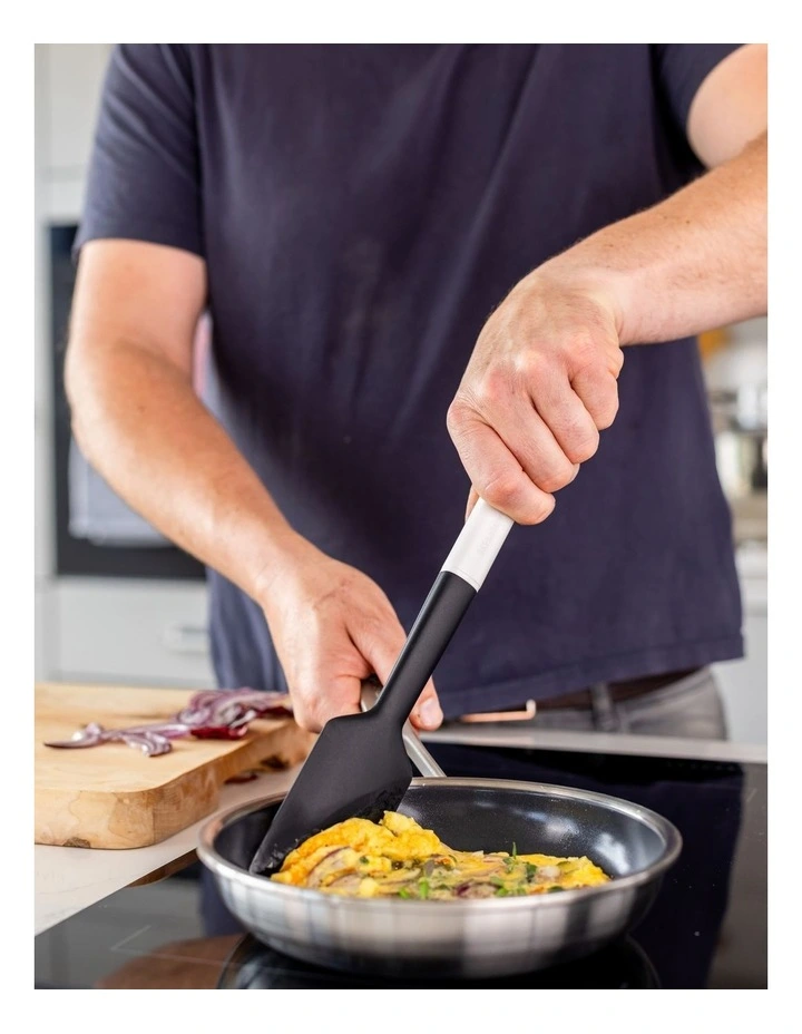 Scraper Spatula in Porcelain image 3