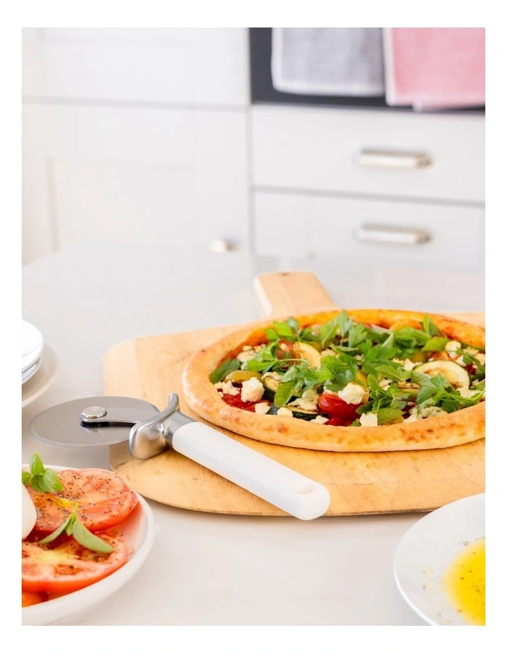 Pizza Wheel in Porcelain image 4