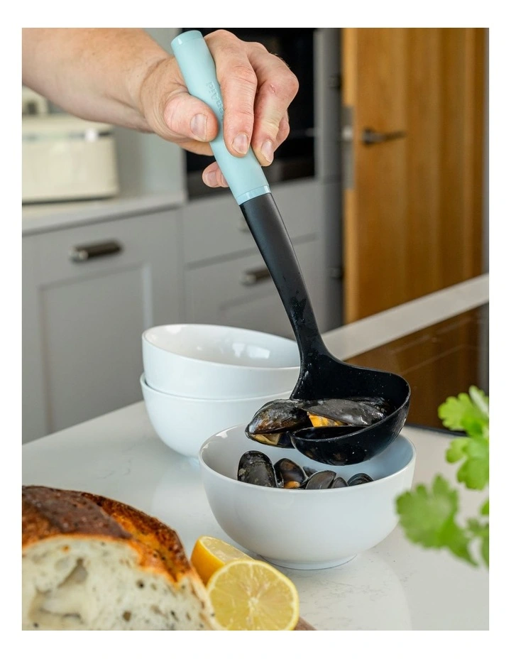 Soft Grip Ladle Mineral Water image 4