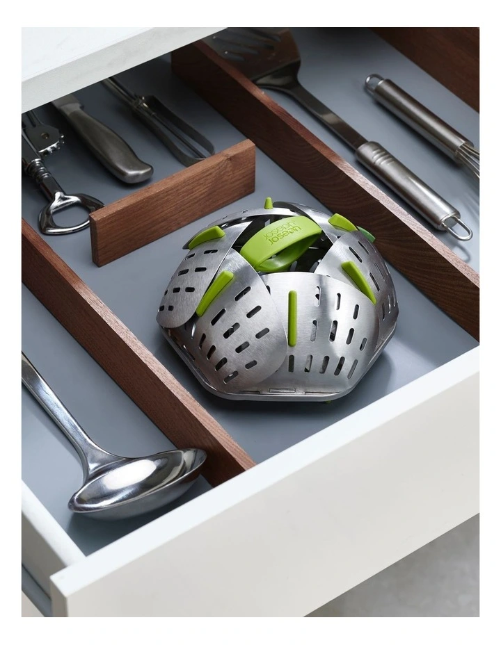 Bloom Steel Folding Steamer Basket in Green image 5