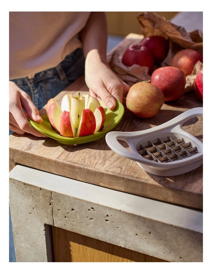 Nest Press 2-in-1 Corer And Chipper in Green image 4