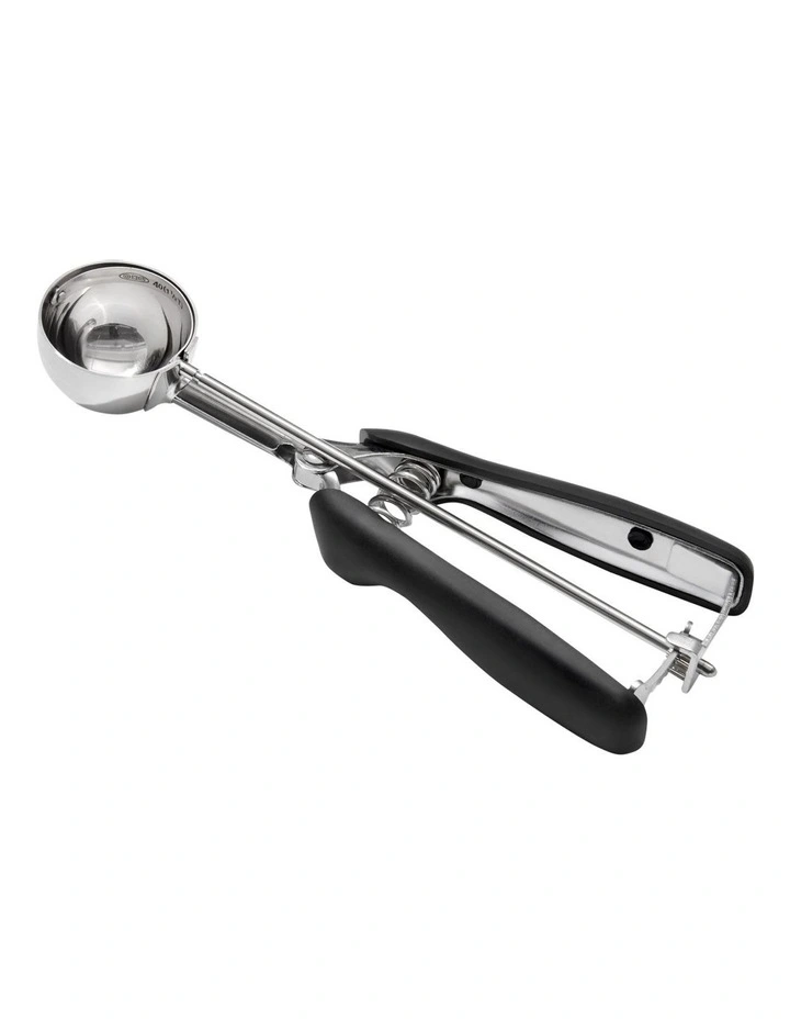 Medium Cookie Scoop in Black image 2