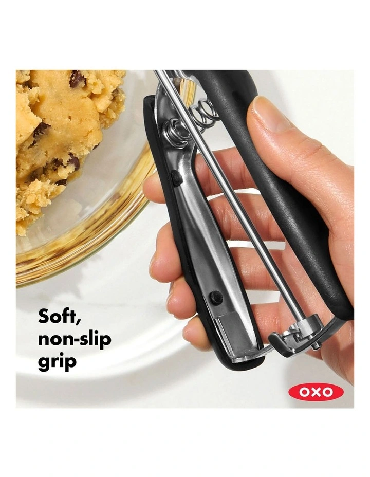 Medium Cookie Scoop in Black image 4