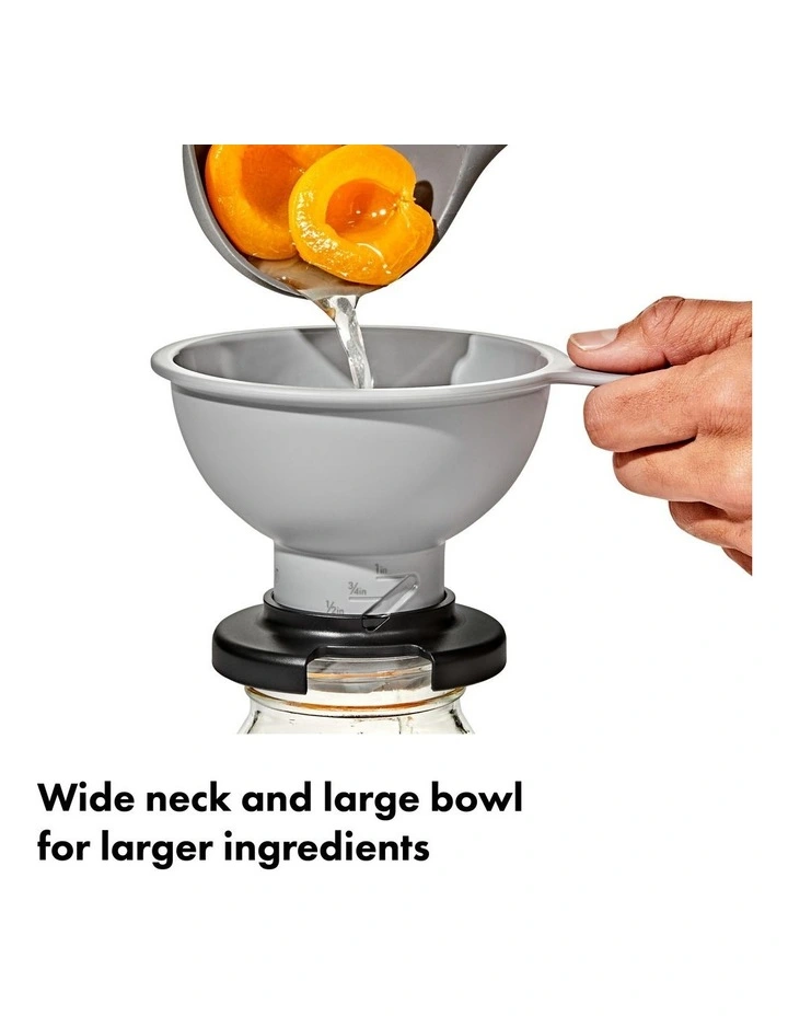 Adjustable Funnel image 3