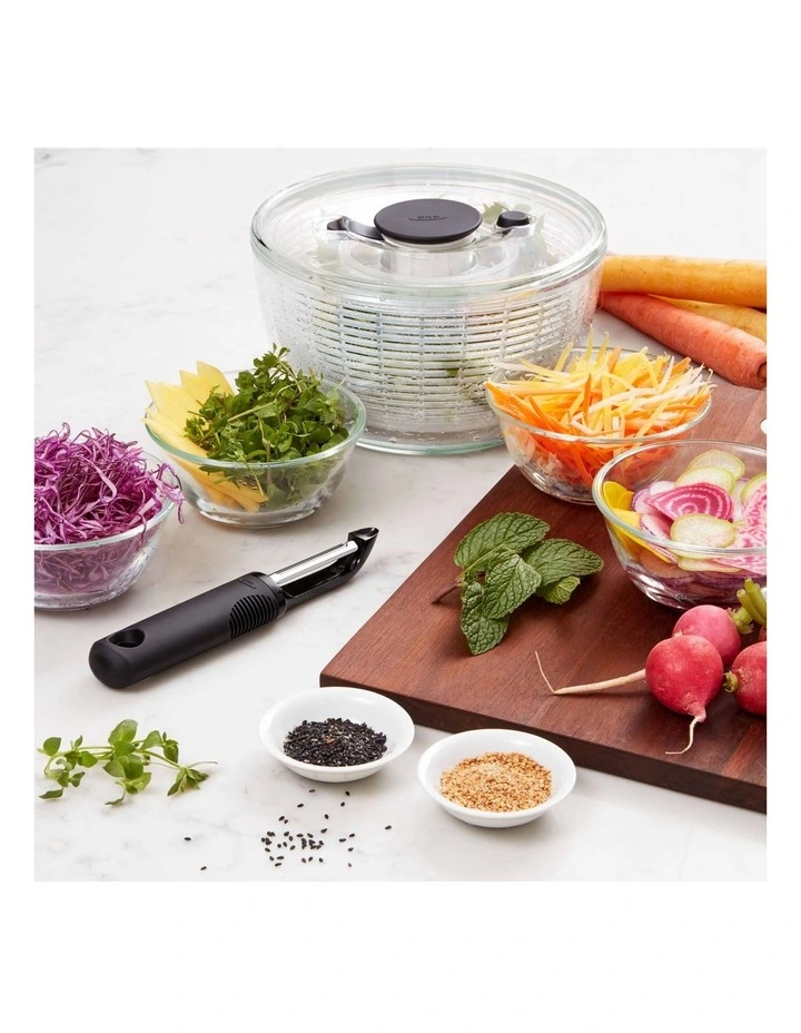 Swivel Peeler in Black image 7