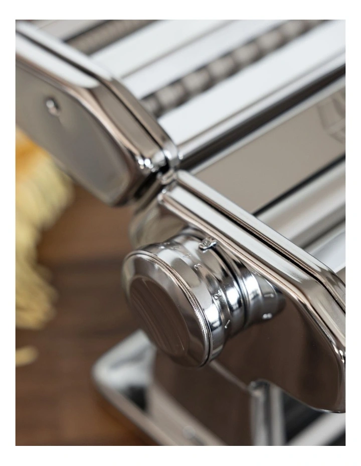 Premium Plus Pasta Machine in Silver image 4