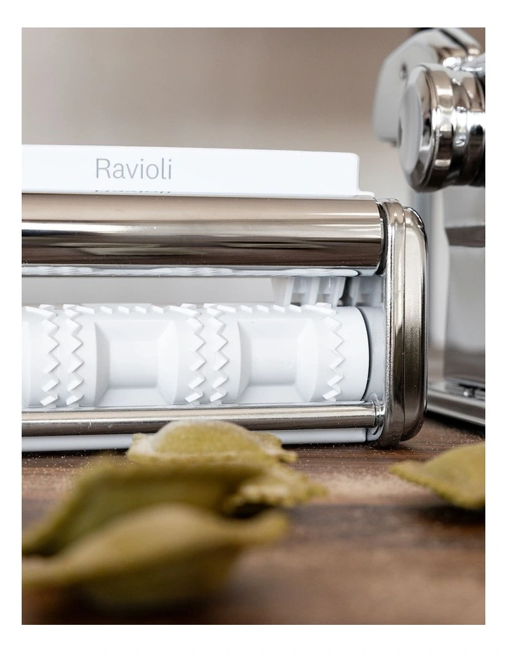 Premium Plus Pasta Machine Gift Set in Silver image 3