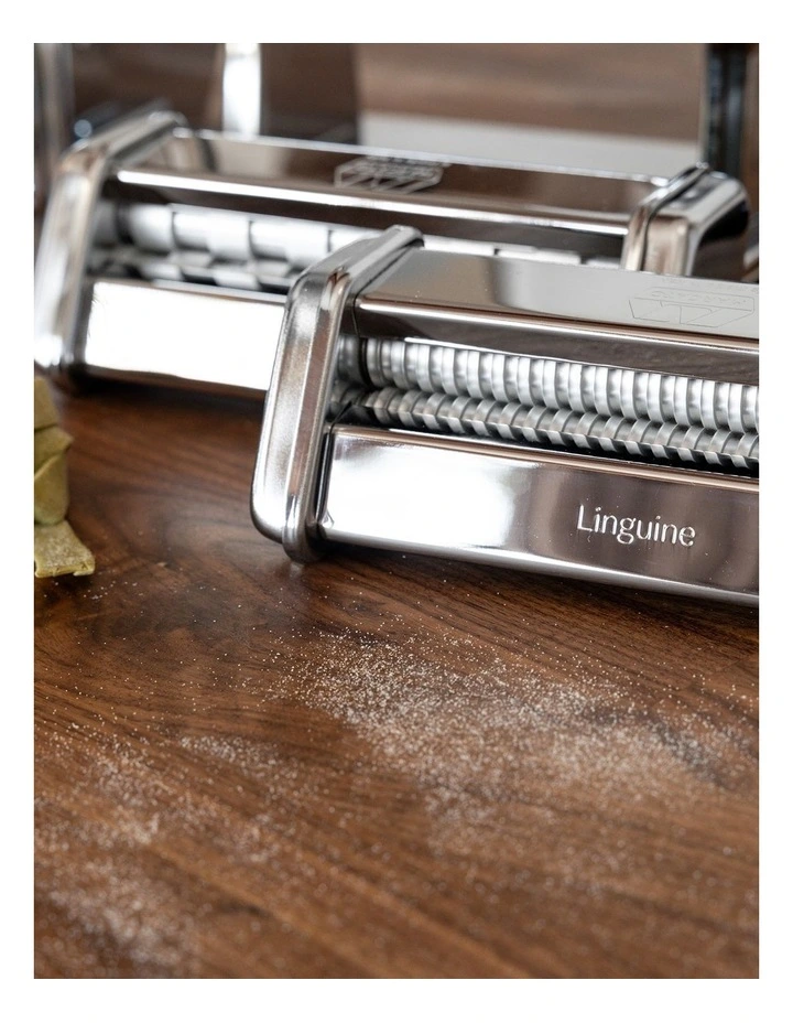 Premium Plus Pasta Machine Gift Set in Silver image 4