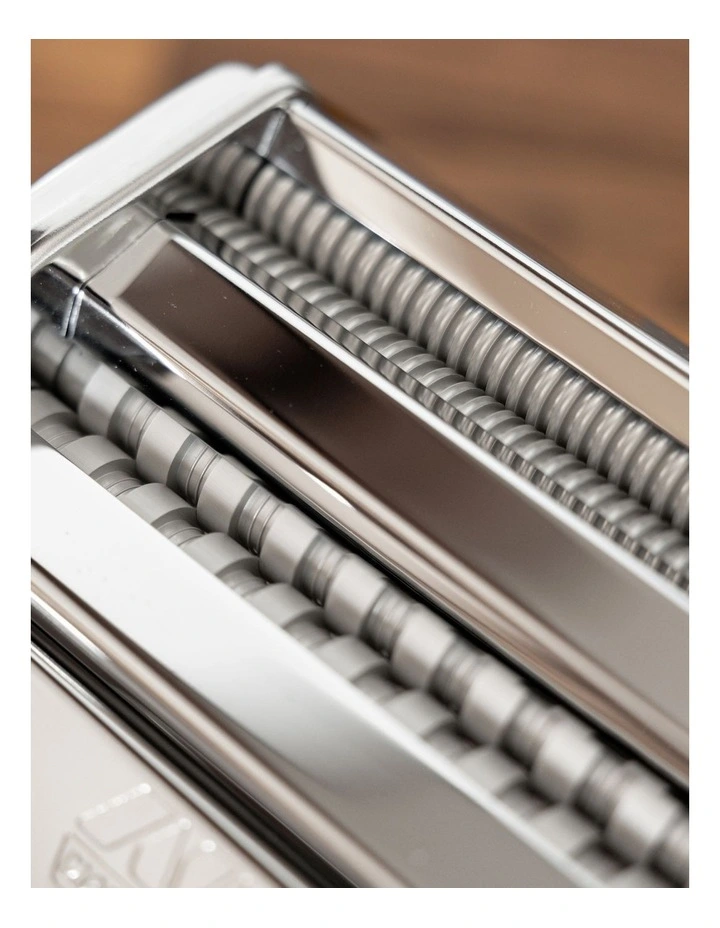 Atlas Motor Pasta Drive Attachment in Silver image 4