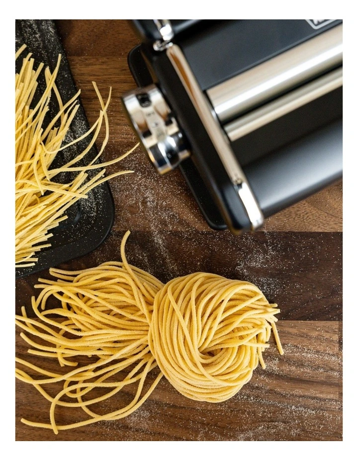 Premium Plus Pasta Machine in Black image 4