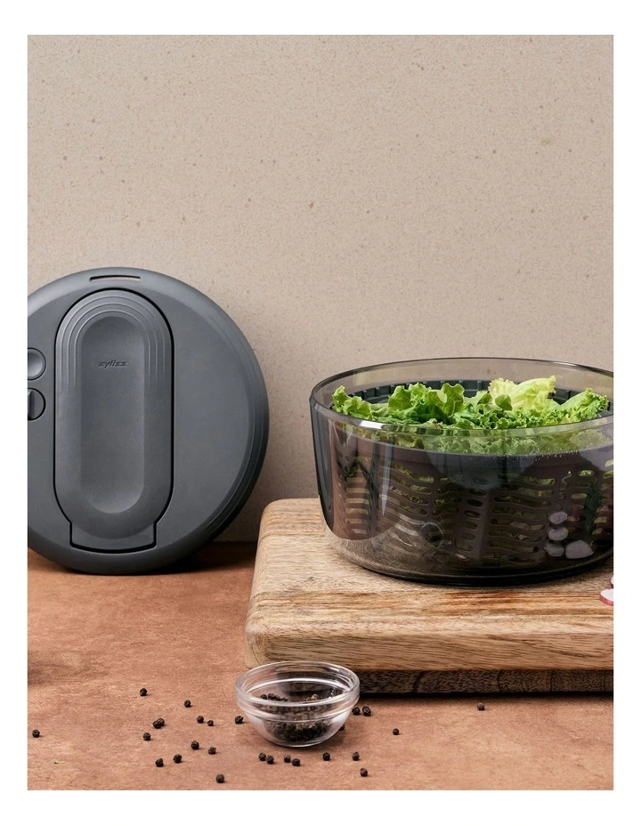 Swift Dry Salad Spinner Small in Grey image 2