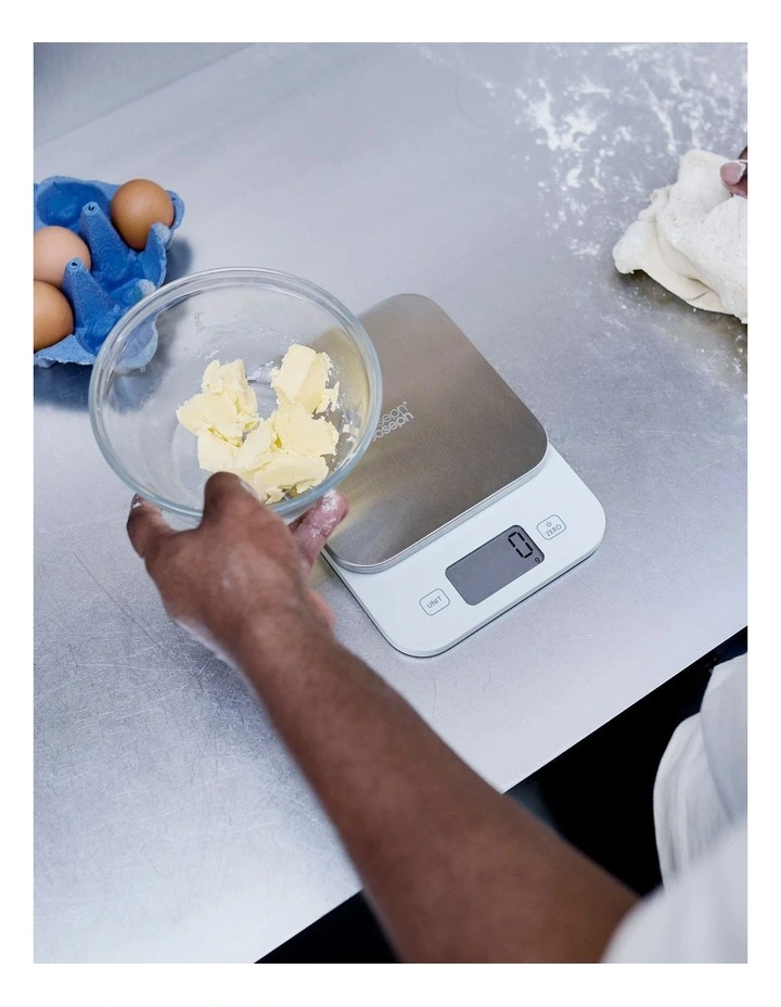 Vision Compact Digital Kitchen Scales image 4