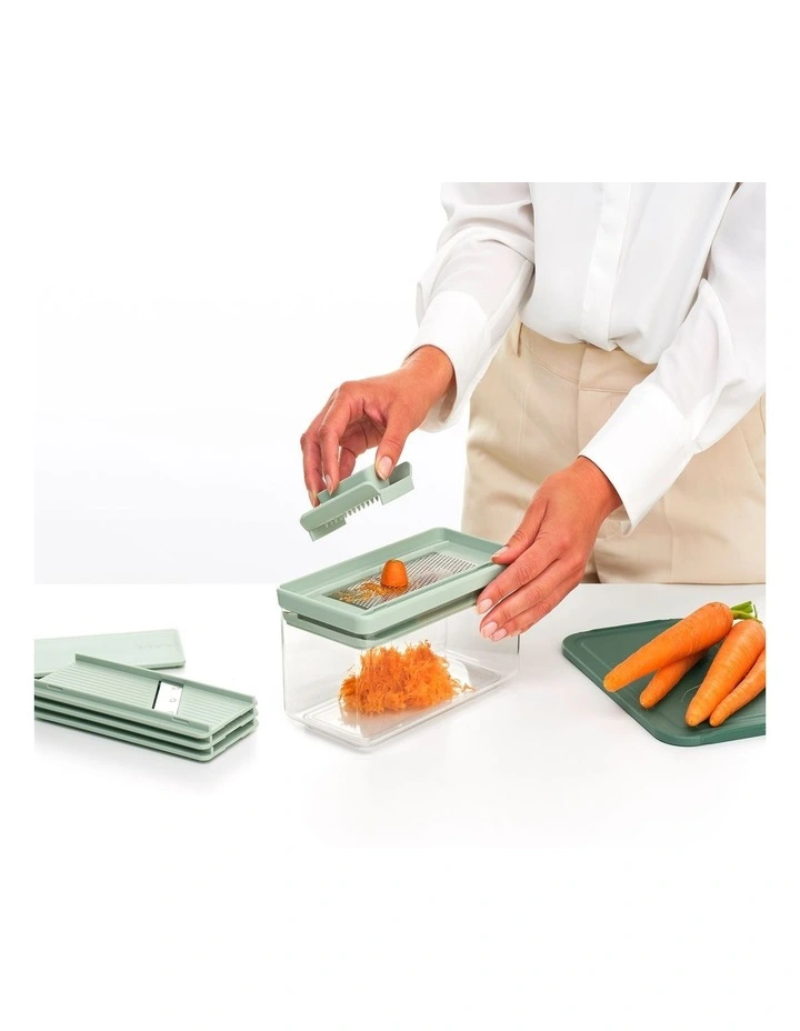 Slicer and Grater Set image 7