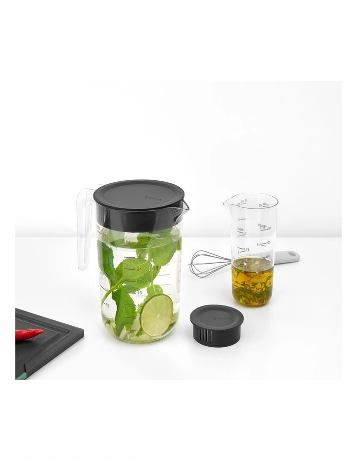Measuring Jug Set of 2 - 1L 250ml image 4