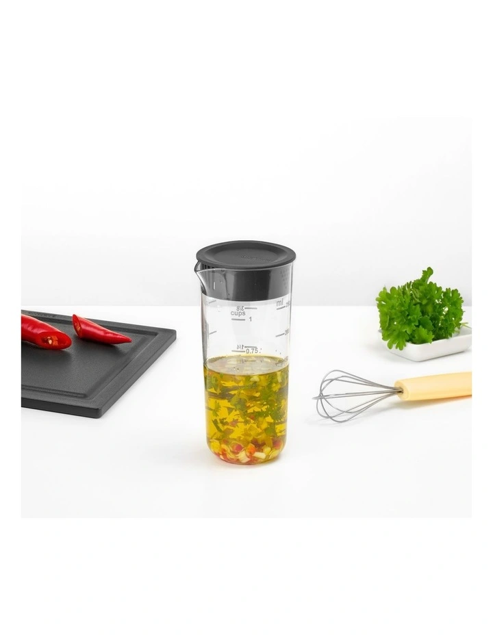Measuring Jug Set of 2 - 1L 250ml image 5