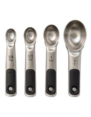 4 Piece Measuring Spoon Set in Silver