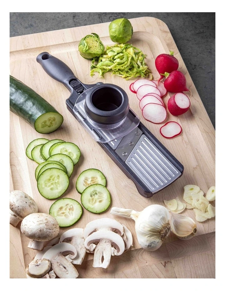 Professional Thin Slicer in Black/Stainless Steel image 2